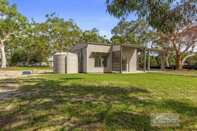 House For Sale - QLD - Cooloola Cove - 4580 - ILL HEALTH FORCES SALE  (Image 2)
