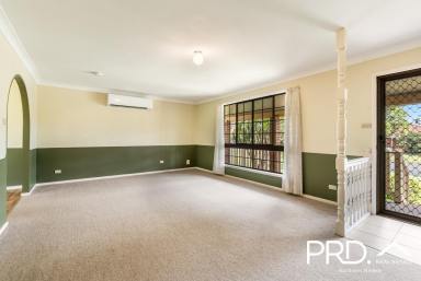 House Leased - NSW - Casino - 2470 - 3 Bedroom Home In Quiet Location  (Image 2)