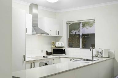 Apartment Sold - WA - Mount Lawley - 6050 - Awesome Avenues Apartment  (Image 2)