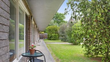 Unit Leased - VIC - Mentone - 3194 - GROUND FLOOR | CHIC AND STYLISH | CENTRAL LOCATION  (Image 2)