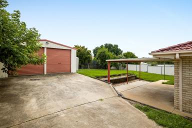 House Sold - QLD - Glenvale - 4350 - UNDER OFFER-
Modern Brick Home With Recent Renovations Plus 2 Bay Shed In A Highly Sought After and Thriving Western Side Location.  (Image 2)