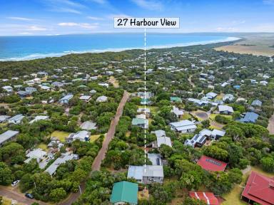 House For Sale - VIC - Sandy Point - 3959 - Beach house in bush setting  (Image 2)
