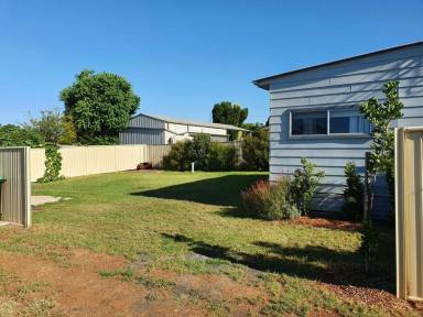 Duplex/Semi-detached Leased - NSW - Aberdeen - 2336 - PRIVATE & NEAT AND SELF CONTAINED ONE BEDROOM FLAT  (Image 2)