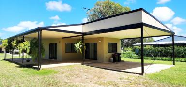 House For Sale - QLD - Hull Heads - 4854 - Newly constructed 2 bedroom rendered block home close to beach & boat ramp  (Image 2)