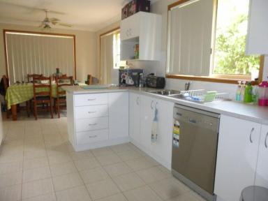 House Leased - NSW - Wallabi Point - 2430 - Charming 3-Bedroom Rental Near Wallabi Beach & Park - Perfect for Families  (Image 2)