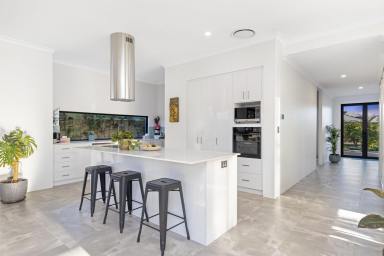 House Sold - WA - Dunsborough - 6281 - MODERN FUSION  (Image 2)