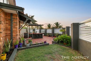 House Sold - WA - Port Kennedy - 6172 - Stunning Beachside Home - Parking for Boat or Caravan  (Image 2)