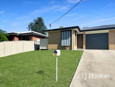 Duplex/Semi-detached For Sale - NSW - Inverell - 2360 - Investment Opportunity  (Image 2)