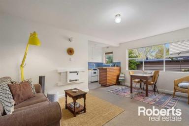 House Leased - TAS - North Hobart - 7000 - Great Location  (Image 2)