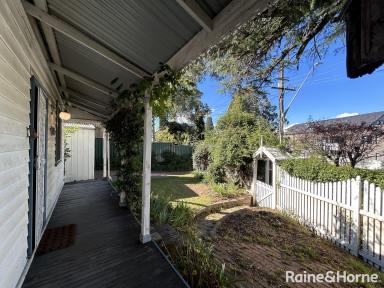 House Leased - NSW - Bowral - 2576 - Town Charm  (Image 2)