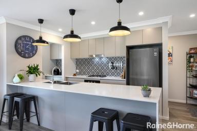 House For Sale - NSW - Kangaroo Valley - 2577 - Quality Near New Home Close to Village  (Image 2)