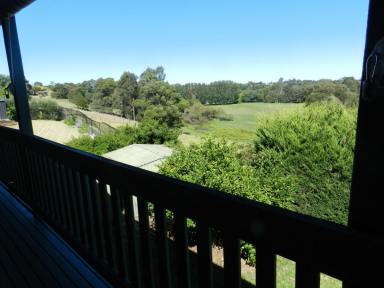 House Leased - VIC - Bairnsdale - 3875 - SPECTACULAR VIEWS AND QUIET LOCATION  (Image 2)