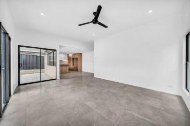 House Leased - QLD - Ellen Grove - 4078 - Brand New House with Bus Stop at Doorstep  (Image 2)