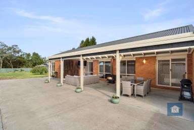 House Sold - VIC - Elliminyt - 3250 - The perfect Entertainer...  (Image 2)