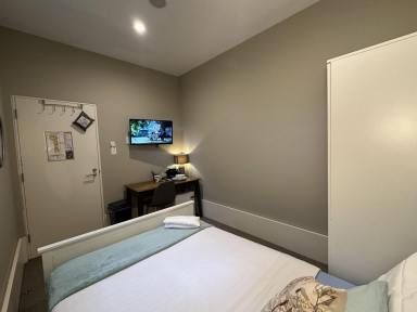 Unit For Lease - NSW - McMahons Point - 2060 - Private Room Walk to North Sydney Station and Greenwood Plaza in 8 Min  (Image 2)