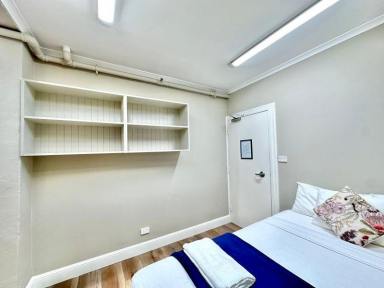 Apartment For Lease - NSW - Surry Hills - 2010 - Room for Rent in the Heart of Oxford Street  (Image 2)