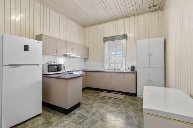 House For Sale - QLD - Gympie - 4570 - HIGH ON THE HILL  (Image 2)