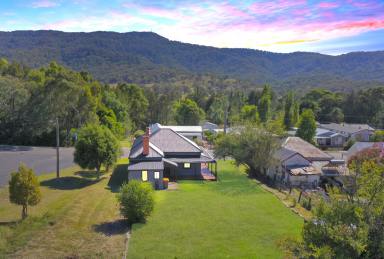 House For Sale - NSW - Murrurundi - 2338 - UNIQUE FULLY RENOVATED HOME  (Image 2)