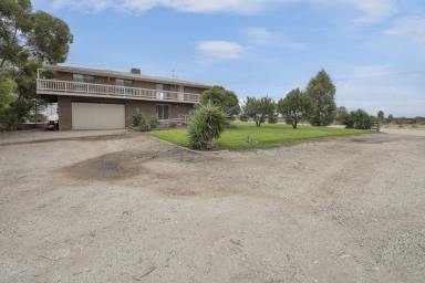 Mixed Farming For Sale - VIC - Lake Boga - 3584 - BIG on Space !  (Image 2)