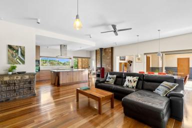 Lifestyle For Sale - VIC - Moriac - 3240 - Country Lifestyle Meets Contemporary Design  (Image 2)