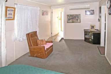 House For Sale - NSW - Bourke - 2840 - Perfectly located  (Image 2)