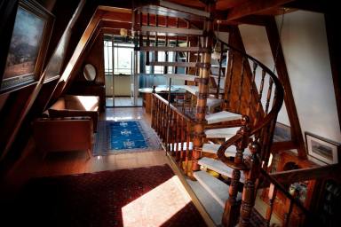 House For Sale - VIC - Loch Sport - 3851 - PRICE CRASH - CALL NOW. FIRST IN WILL BUY.  (Image 2)