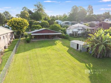 House For Sale - QLD - Dayboro - 4521 - Fantastic Opportunity in heart of town  (Image 2)