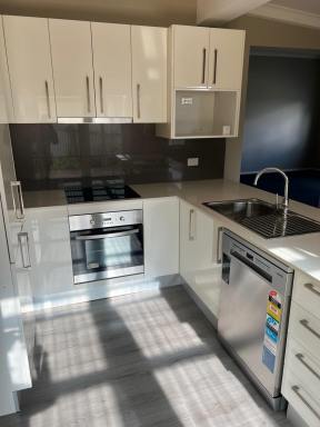 House Leased - NSW - Goulburn - 2580 - EASTGROVE - 2 BEDROOM HOME  (Image 2)