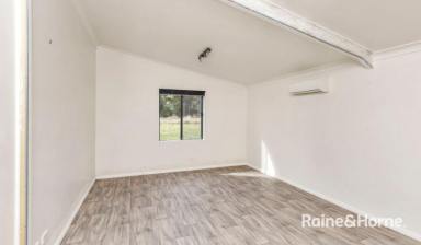 House Leased - NSW - Coolamon - 2701 - COUNTRY COOLAMON LIVING  (Image 2)