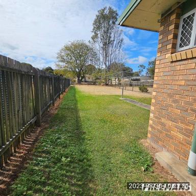 Unit Leased - QLD - Nanango - 4615 - 2 BEDROOM UNIT IN TOWN  (Image 2)
