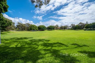 House Sold - WA - Sorrento - 6020 - Parkland Position on Robin!  (Image 2)