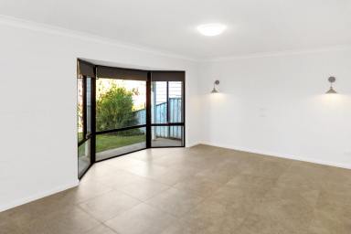 House Leased - NSW - Dubbo - 2830 - Renovated Home Conveniently Positioned in North Dubbo  (Image 2)