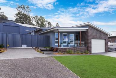 House For Sale - NSW - Malua Bay - 2536 - Coastal Luxury in Malua Bay  (Image 2)