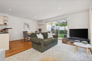 Unit Sold - VIC - Golden Square - 3555 - Simply a Standout!  (Image 2)