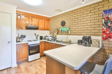 Unit For Sale - VIC - Mildura - 3500 - EXCELLENT LOCATION TO LIVE IN OR INVEST  (Image 2)