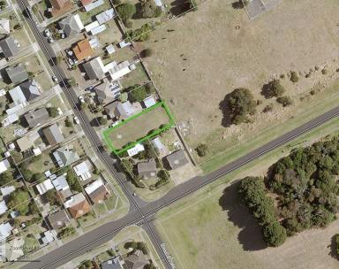 Residential Block For Sale - VIC - Portland - 3305 - Blue Ocean Views Await!  (Image 2)