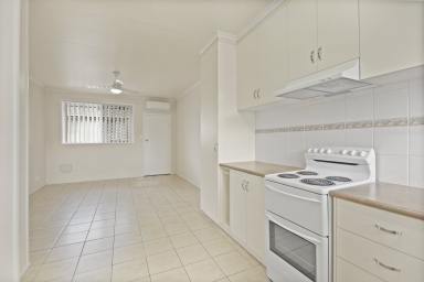 Unit For Lease - QLD - South Toowoomba - 4350 - Newly Renovated Unit in Heart of South Toowoomba  (Image 2)