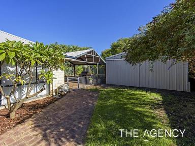 House Sold - WA - Broadwater - 6280 - Behind the White Pickett Fence  (Image 2)