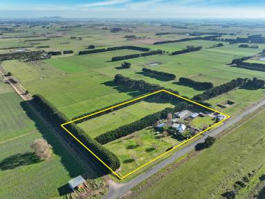 House Sold - VIC - Naroghid - 3266 - Established rural retreat with perfect shedding!  (Image 2)