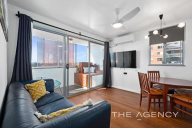 Apartment Sold - WA - Fremantle - 6160 - Endless Water Views  (Image 2)