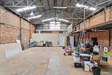 Industrial/Warehouse Leased - QLD - Toowoomba City - 4350 - Inner City Warehouse Space  (Image 2)