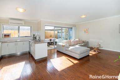 House Leased - NSW - Wagga Wagga - 2650 - DELIGHTFUL TWO BEDROOM UNIT!  (Image 2)