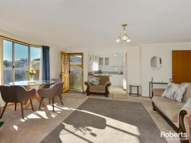 Unit For Sale - TAS - Glenorchy - 7010 - Charming Two-Bedroom Brick Unit  (Image 2)
