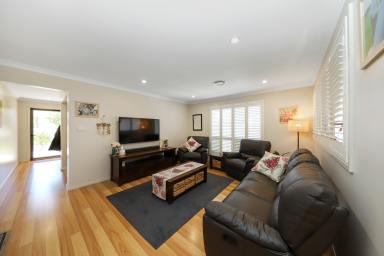 House Sold - NSW - Tumut - 2720 - Modern Living!  (Image 2)
