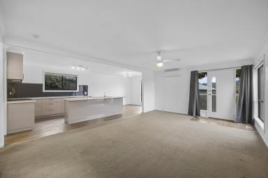 House Leased - VIC - Soldiers Hill - 3350 - Full of Charm and Close to CBD  (Image 2)