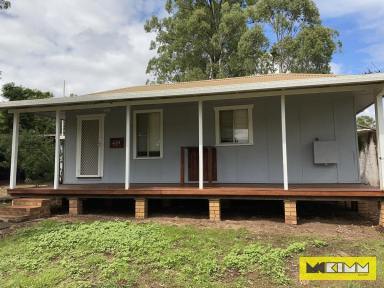 House For Lease - NSW - Coutts Crossing - 2460 - RENOVATED RURAL COTTAGE ON APPROX 10 ACRES!  (Image 2)