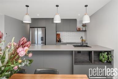 Unit For Sale - TAS - Prospect Vale - 7250 - Perfect in every way  (Image 2)
