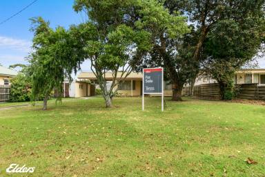 House For Sale - VIC - Port Albert - 3971 - TAKE A LOOK, LARGE SHED AND BLOCK!  (Image 2)