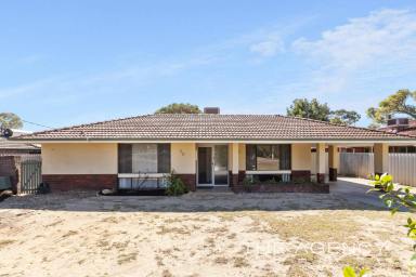 House For Sale - WA - High Wycombe - 6057 - Retain & Build Potential!  (Image 2)