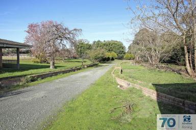 House For Lease - VIC - Devon Meadows - 3977 - Serene Location  (Image 2)
